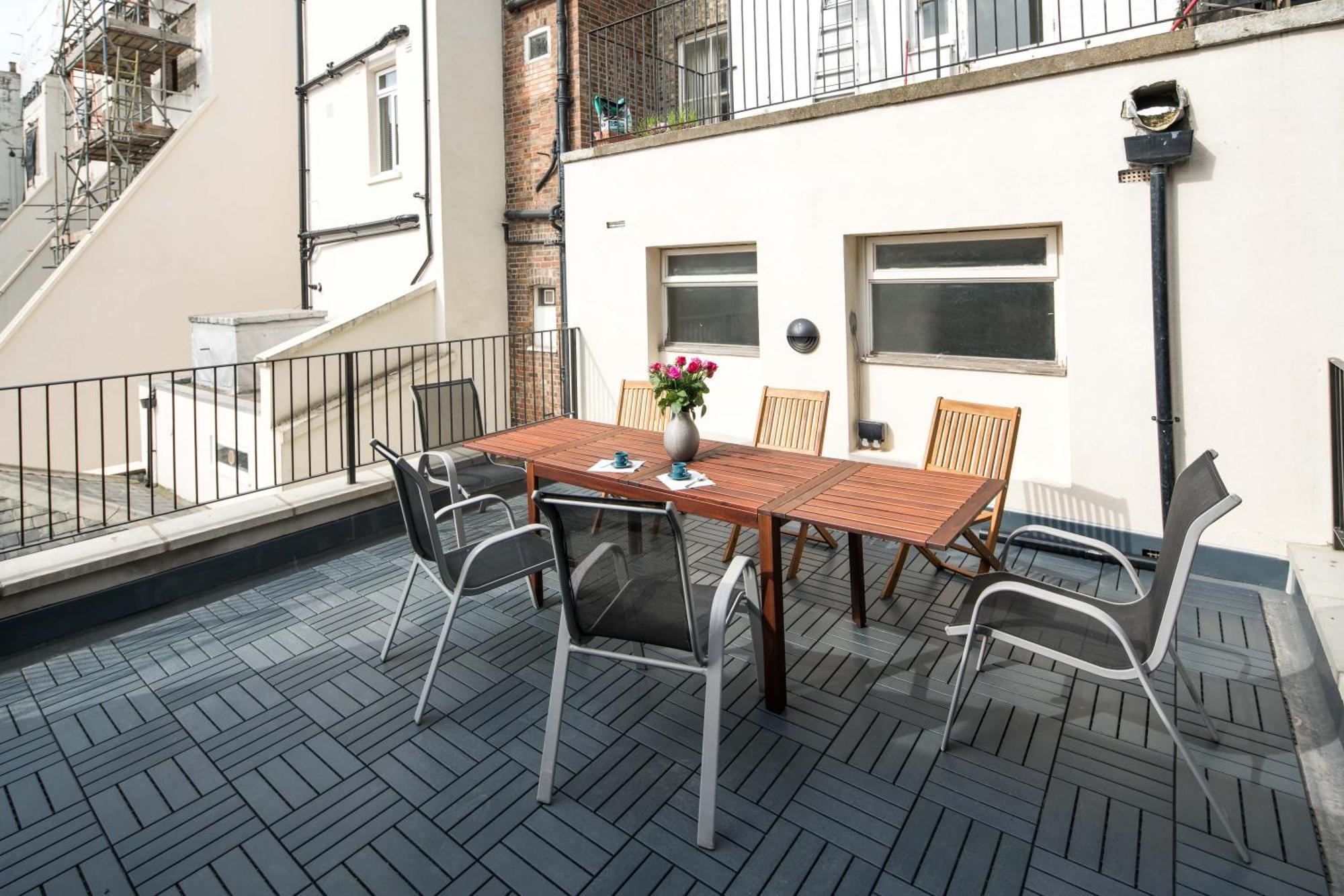 런던 Roof Haven At Kensington Mews 아파트 외부 사진