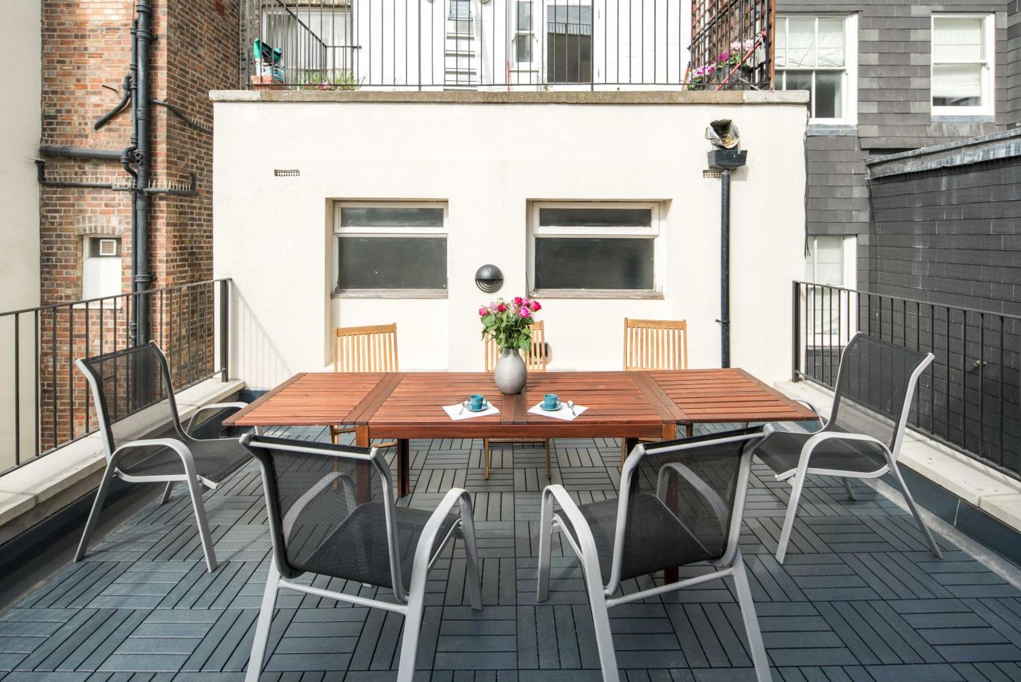런던 Roof Haven At Kensington Mews 아파트 외부 사진