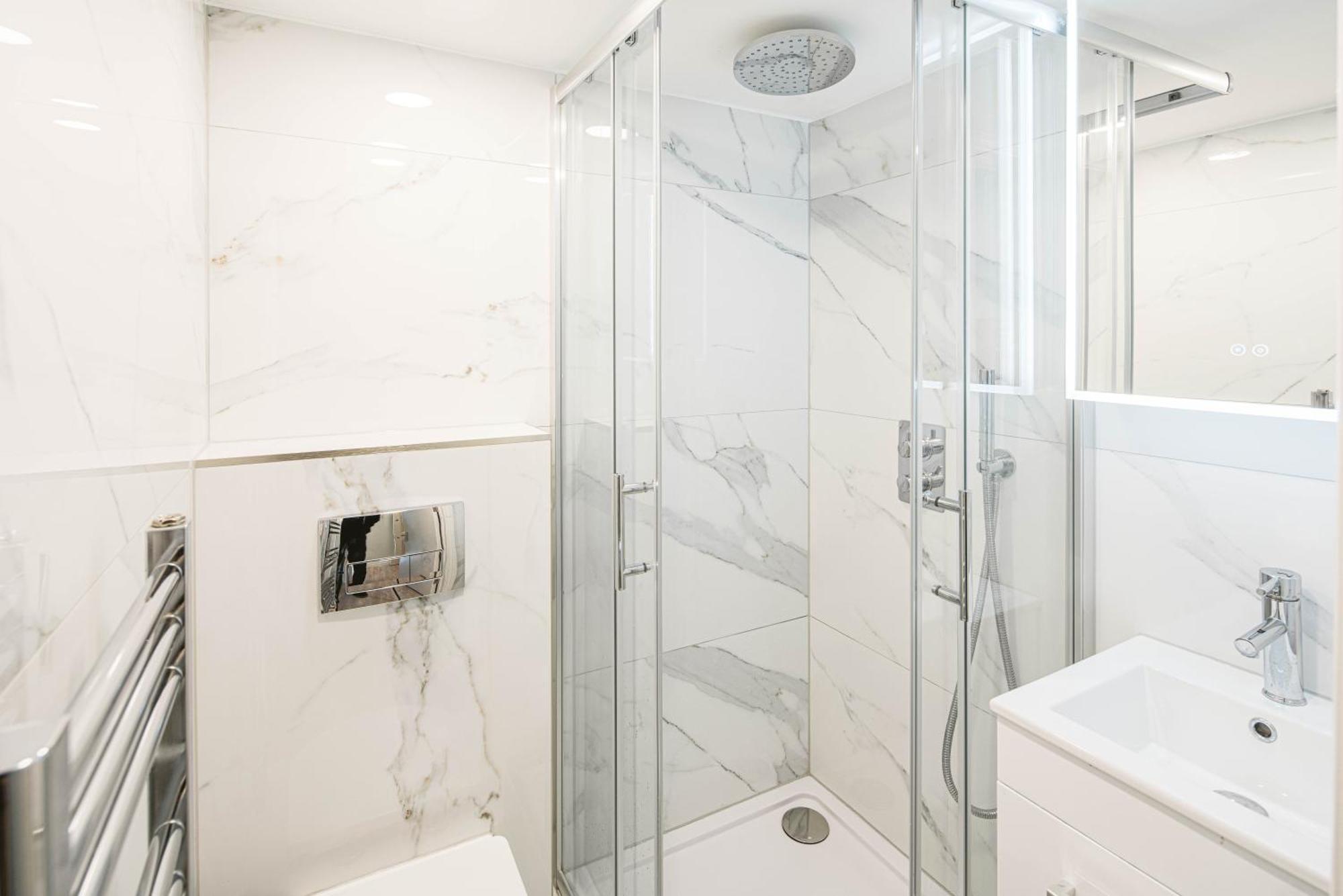 런던 Roof Haven At Kensington Mews 아파트 외부 사진